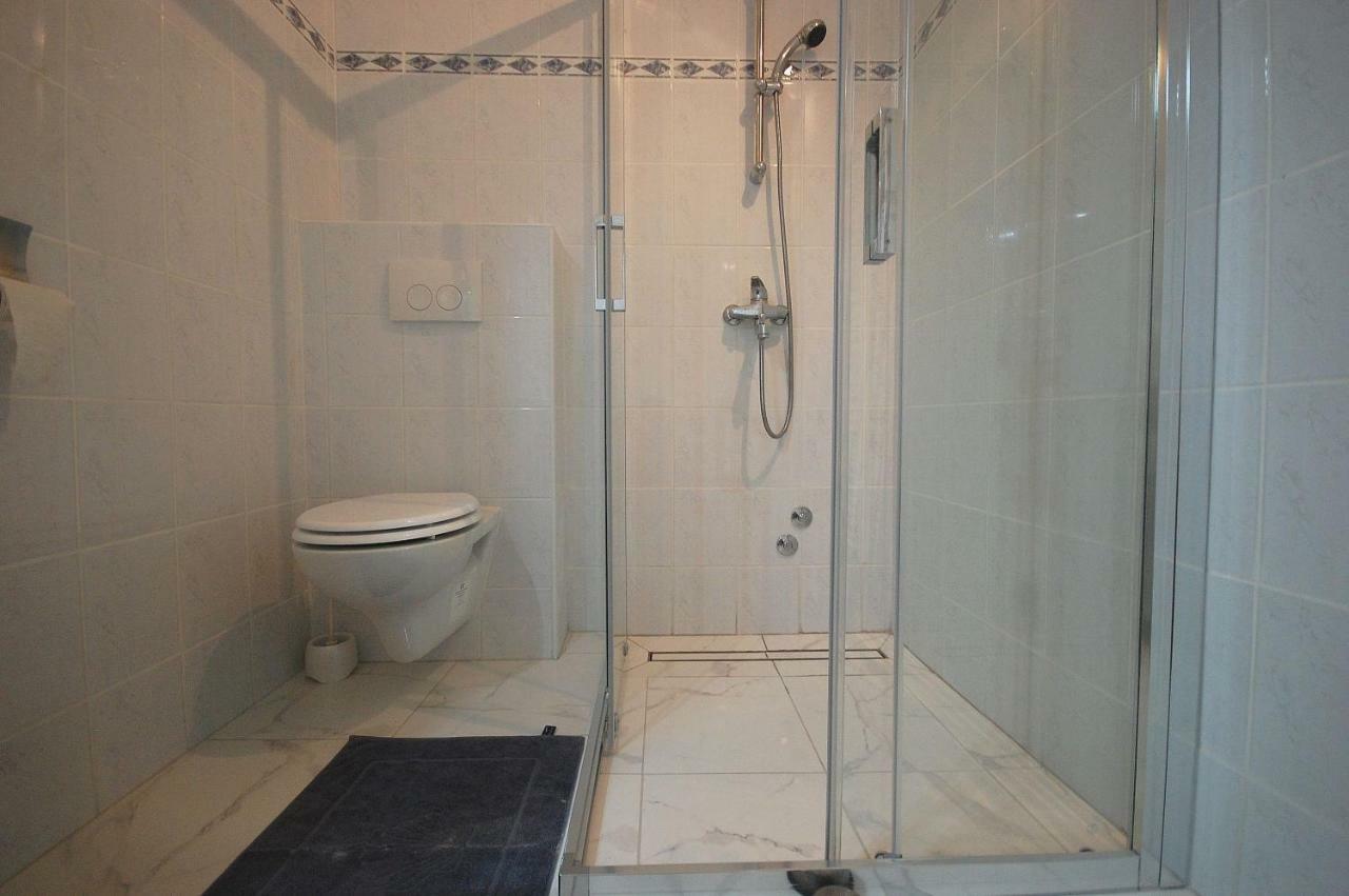 Apartments Nency By El-Pi Tours มาลินสกา ภายนอก รูปภาพ